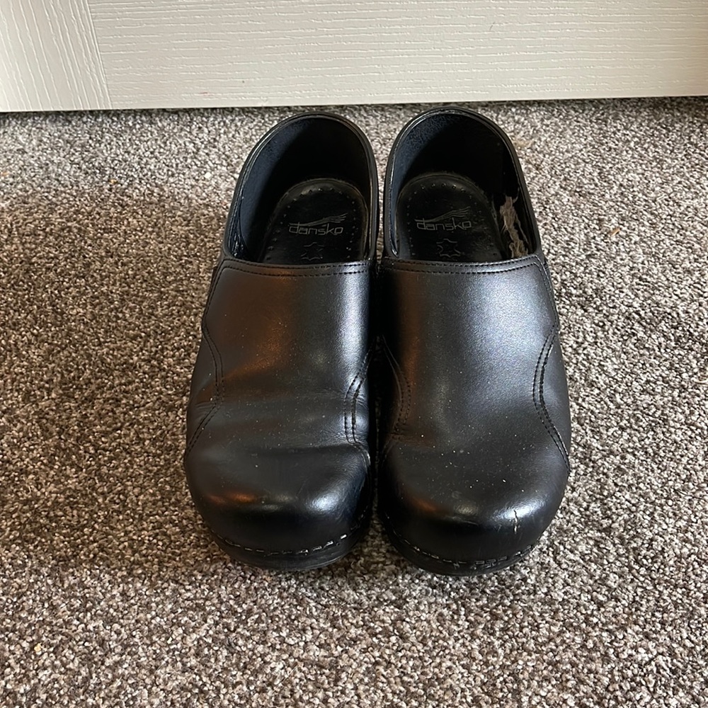 Dansko leather shoes size 42